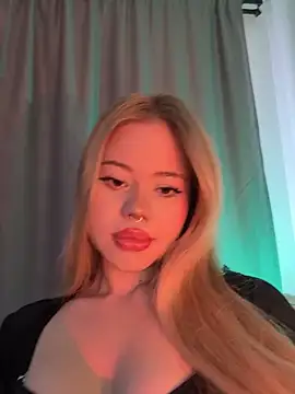 curchez  online show from 6, 2, 2025