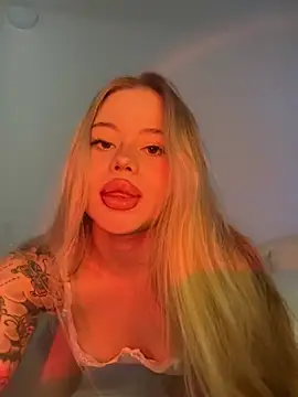 curchez  online show from 27, 2, 2025