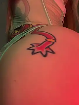 curchez  online show from 6, 3, 2025