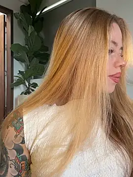 curchez  online show from 6, 4, 2026