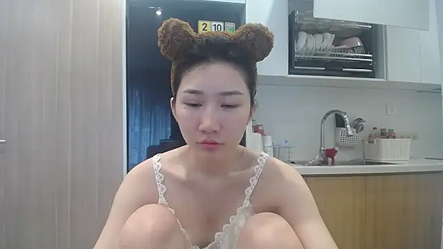 Asiagirll online show from 18, 5, 2026