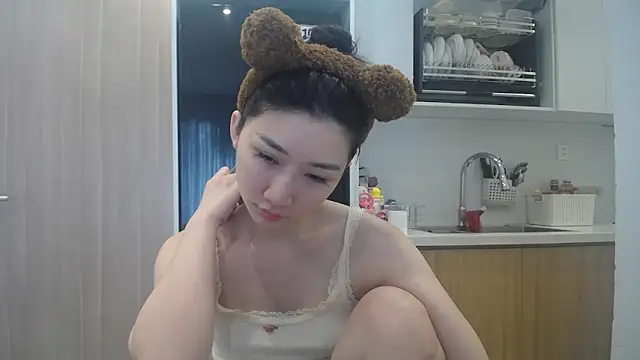 Snapshot of Asiagirll chatting on 5, 6, 2026 Asiagirll online show from 5, 6, 2026
