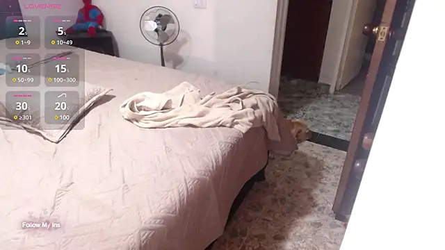 Snapshot of Eva_MilfF chatting on 2, 2, 2025 Eva MilfF online show from 2, 2, 2025