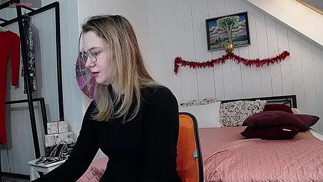 CindyJonson online show from 13, 2, 2025