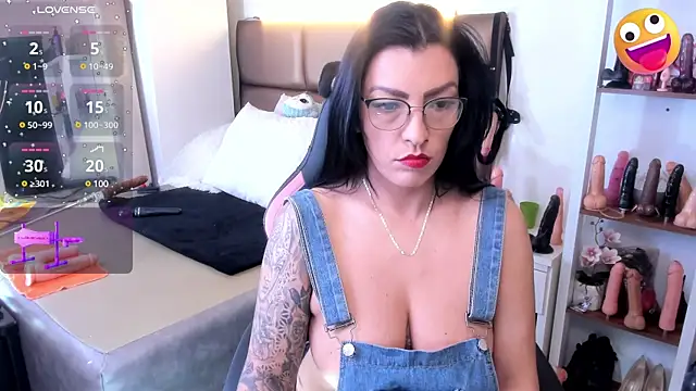 Snapshot of janette_rider chatting on 11, 2, 2025 janette rider online show from 11, 2, 2025