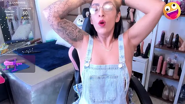 Snapshot of janette_rider chatting on 11, 3, 2025 janette rider online show from 11, 3, 2025