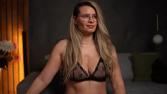 BrandyWhite online show from 11, 2, 2026