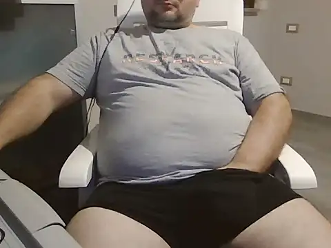 iron boy80 online show from 19, 10, 2025