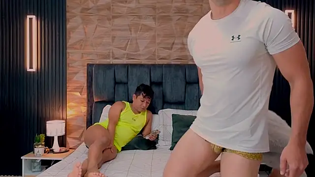 FelipeAndMarcello3 online show from 12, 9, 2025