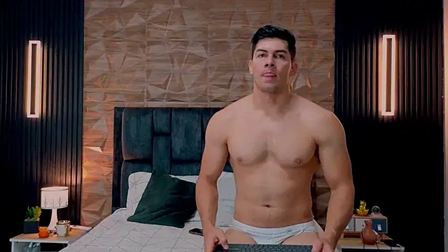 FelipeAndMarcello3 online show from 18, 9, 2025