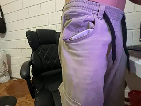 Max TheHorseDick online show from 6, 2, 2026