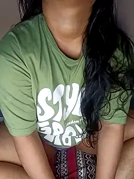 Snapshot of Sweet-Berry chatting on 4, 1, 2025 Sweet-Berry online show from 4, 1, 2025