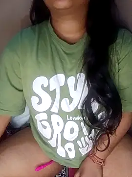 Snapshot of Sweet-Berry chatting on 24, 2, 2025 Sweet-Berry online show from 24, 2, 2025