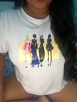 Snapshot of Sweet-Berry chatting on 4, 10, 2025 Sweet-Berry online show from 4, 10, 2025