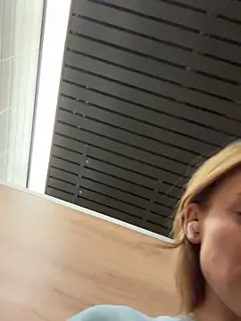 -AngelAri- online show from 12, 1, 2025