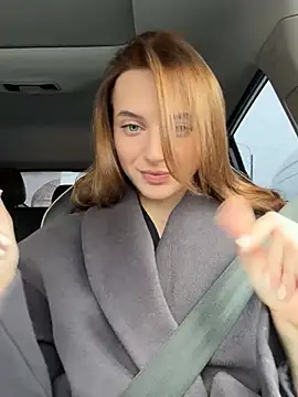 -AngelAri- online show from 5, 3, 2025