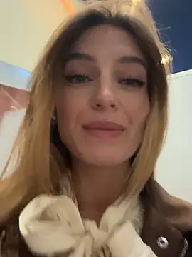 -AngelAri- online show from 24, 10, 2025