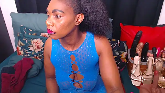 Snapshot of sexybootylicious chatting on 28, 10, 2025 sexybootylicious online show from 28, 10, 2025