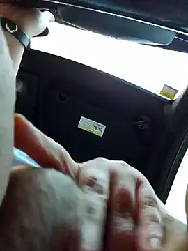 Snapshot of softntight chatting on 13, 3, 2025 softntight online show from 13, 3, 2025