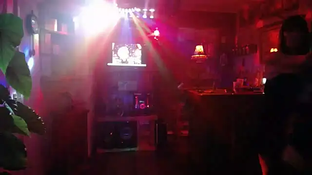 Snapshot of COUPLE4VOYEUR01 chatting on 13, 12, 2025 COUPLE4VOYEUR01 online show from 13, 12, 2025