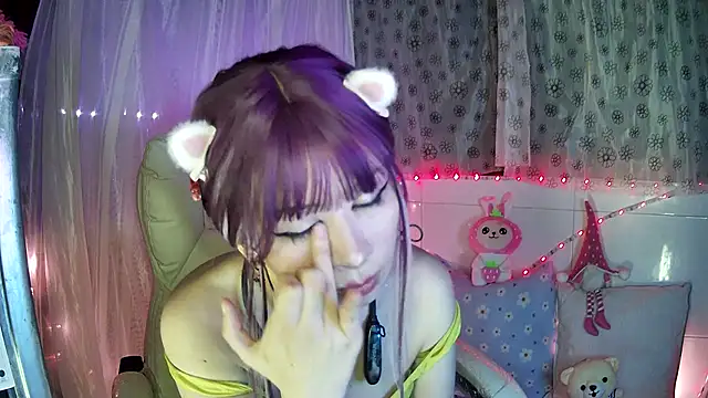 Snapshot of Haru_Queenn chatting on 6, 3, 2025 Haru Queenn online show from 6, 3, 2025