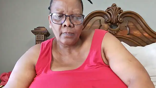 SEXYBOOBSNASS online show from 22, 1, 2025