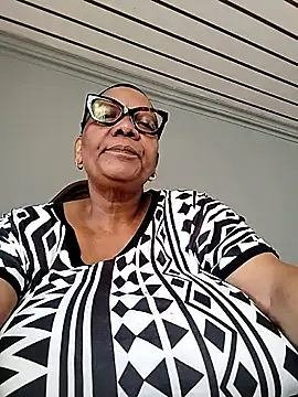 SEXYBOOBSNASS online show from 5, 12, 2025