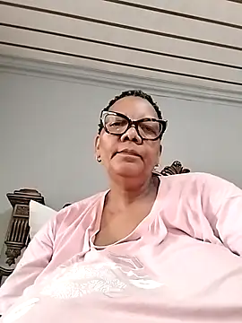 SEXYBOOBSNASS online show from 14, 12, 2025