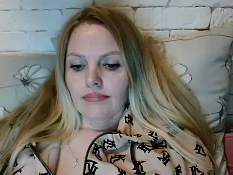 Angel girllovemy online show from 28, 11, 2025