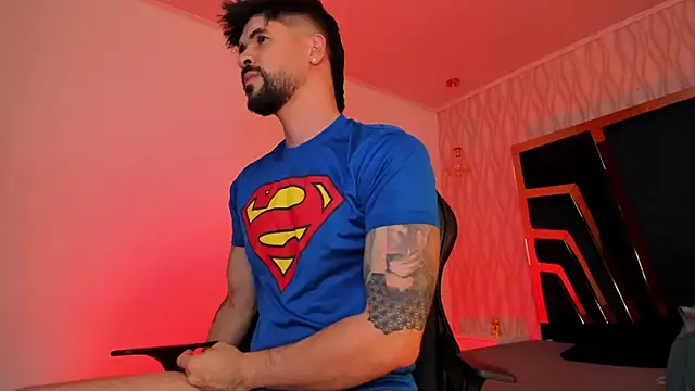 Snapshot of Petesevans chatting on 2, 12, 2025 Petesevans online show from 2, 12, 2025