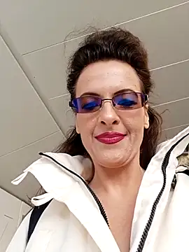 RebeccaNoble online show from 2, 5, 2026