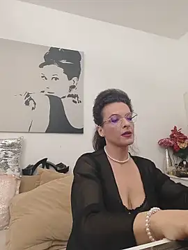 RebeccaNoble online show from 31, 5, 2026