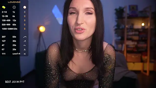 Snapshot of KeokiStar_ chatting on 30, 10, 2025 KeokiStar online show from 30, 10, 2025