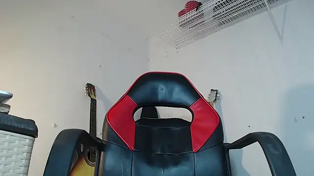 Snapshot of dann_hill chatting on 18, 2, 2025 dann hill online show from 18, 2, 2025