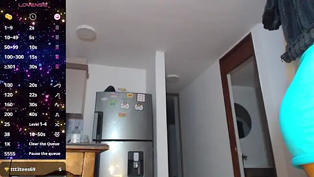 Snapshot of Ferotica_mistress chatting on 14, 12, 2024 Ferotica mistress online show from 14, 12, 2024