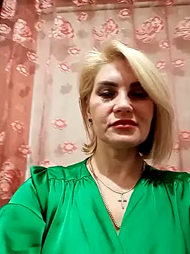 Snapshot of JennyOMay chatting on 14, 12, 2024 JennyOMay online show from 14, 12, 2024