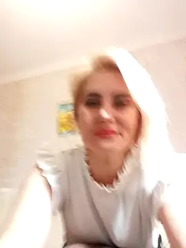 Snapshot of JennyOMay chatting on 20, 12, 2024 JennyOMay online show from 20, 12, 2024