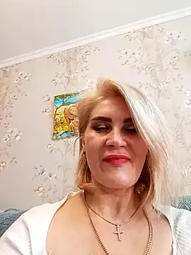 Snapshot of JennyOMay chatting on 5, 2, 2025 JennyOMay online show from 5, 2, 2025