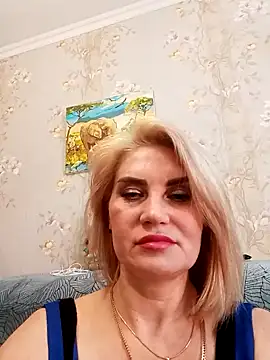 Snapshot of JennyOMay chatting on 11, 2, 2025 JennyOMay online show from 11, 2, 2025