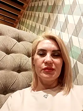 Snapshot of JennyOMay chatting on 12, 2, 2025 JennyOMay online show from 12, 2, 2025