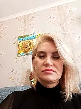 Snapshot of JennyOMay chatting on 14, 2, 2025 JennyOMay online show from 14, 2, 2025