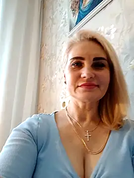 Snapshot of JennyOMay chatting on 25, 11, 2025 JennyOMay online show from 25, 11, 2025