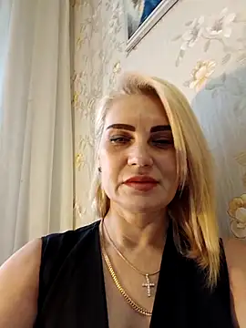 Snapshot of JennyOMay chatting on 27, 11, 2025 JennyOMay online show from 27, 11, 2025