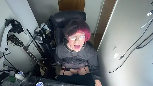 Snapshot of ecd011 chatting on 16, 3, 2025 ecd011 online show from 16, 3, 2025