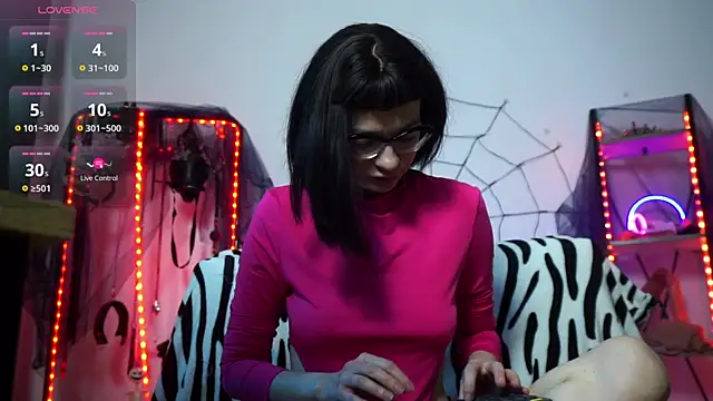 Snapshot of CyberXGoddess chatting on 10, 11, 2025 CyberXGoddess online show from 10, 11, 2025