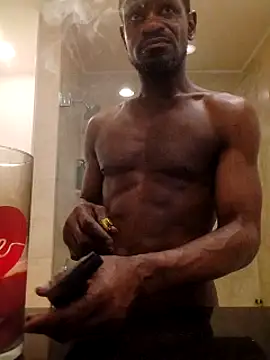 Maculine Stayr online show from 15, 2, 2025