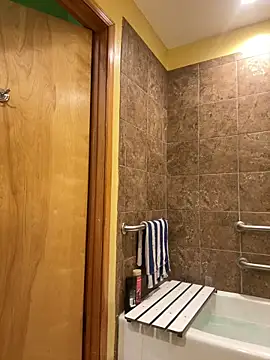 Maculine Stayr online show from 20, 2, 2025