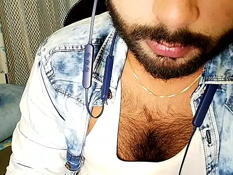 Snapshot of SHENOY3 chatting on 6, 11, 2025 SHENOY3 online show from 6, 11, 2025