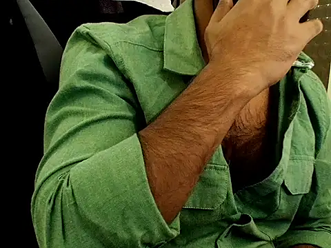 Snapshot of SHENOY3 chatting on 24, 11, 2025 SHENOY3 online show from 24, 11, 2025