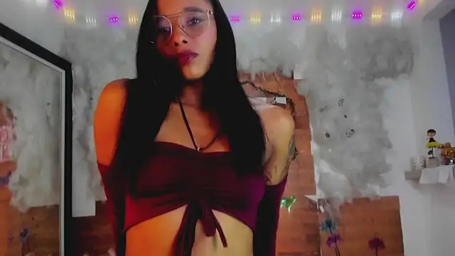 Snapshot of kelly_thomson chatting on 7, 2, 2025 kelly thomson online show from 7, 2, 2025